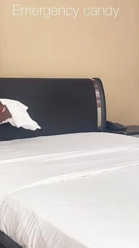 Otel hizmetçisi küçük gizli vardiyası