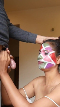 Gadis polos india ini rela melepas semua pakaiannya untuk dijadikan model