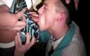 Sneaker gay: Sclaly-boy-dominanz im turnschuh von Greg Centuri