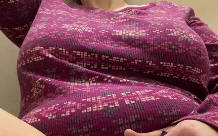 MissChrystalline: My Clit Won't Let Me Cum