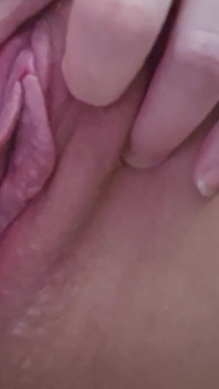 คอมไพล์หีชมพูหวานๆ ปัสสาวะตอนเช้า