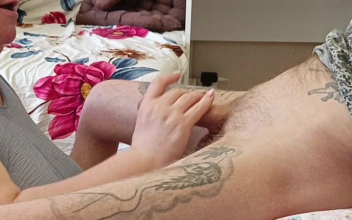 Zona901: Ehefrau beobachtet schwiegermutter, wie sie meinen schwanz lutscht und sperma...