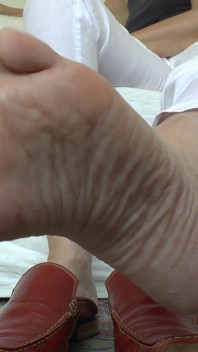 You Crave It Every Day: Sniffing My Feet and Cumming in Your Pants!