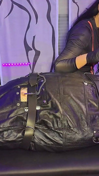 Dialtors and Nippleplays for the Slave
