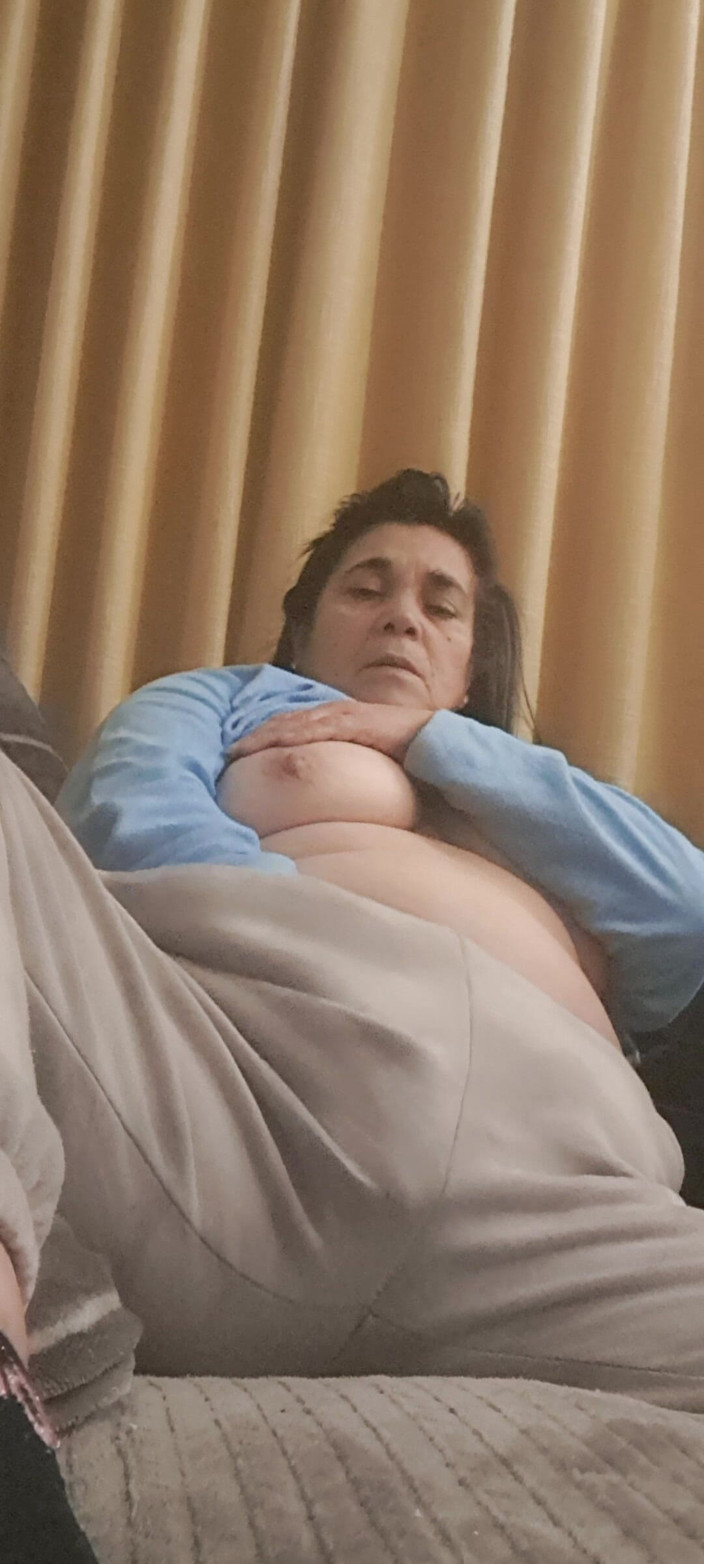 Mommy big hairy pussy: Odpočívá Od nutkání masturbovat