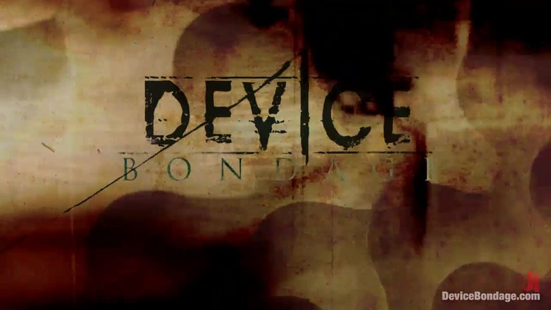 Device Bondage by Kink: Kiểm soát khuôn mặt