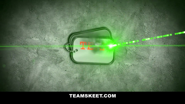 Team Skeet: Идеальную девушку на кастинге трахнули глубоко в ее киску