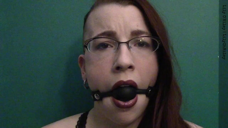 Lily O'Riley: Ballgag staring