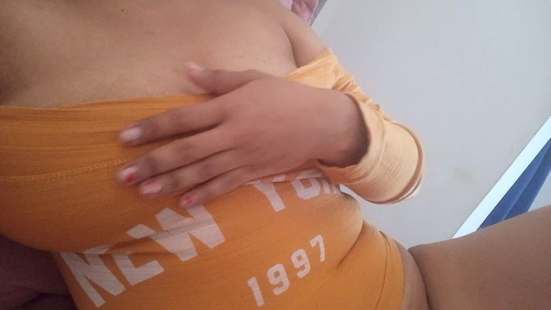 PATY PATY: My Stepdaughter's Vagina Screaming to Be Fucked Looks All Delicious