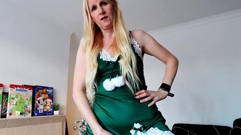 Britishmilf: 圣诞切除术和娘娘腔化