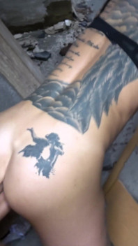 Skinny-milf Vicky (42) Raw Fucked in a Lost Place