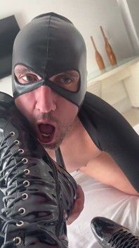 TS Beatriz Souza Tall Tattooed and Hung Woman Dominating Me in POV