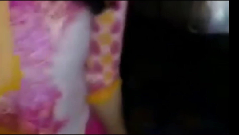 Riyadesi18: Iubită sexy cu pizdă umedă și multe orgasme. Gemete puternice. Vorbe...