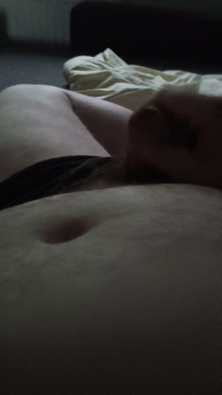 Runkaren32: I'm Jerking off