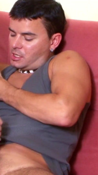 Chị kế tóc vàng ngực bự đang bí mật làm tình với anh trai kế của cô ấy