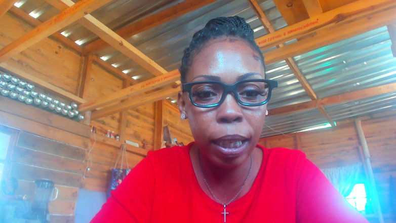 AnalEbony: 角色扮演顽皮的大屁股继母