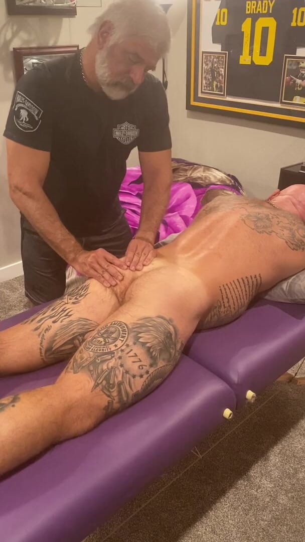 MasculineJason - Jason Collins: Butt massage and worship!