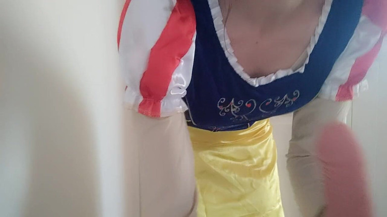 savannahamatoriale: Snowhite, deine lieblingsprinzessin