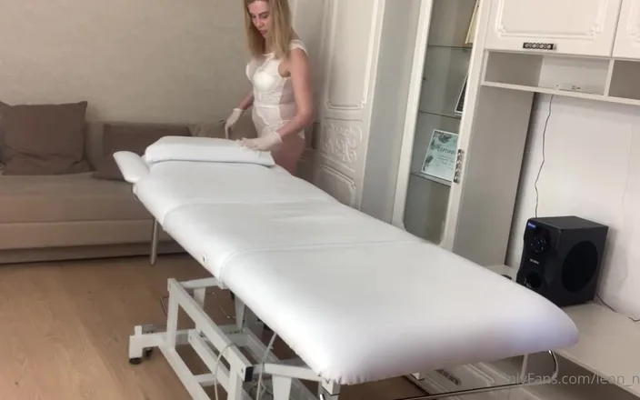 SugarNadya: Oh, It's Bliss to Look at the Beautiful Mistress and...