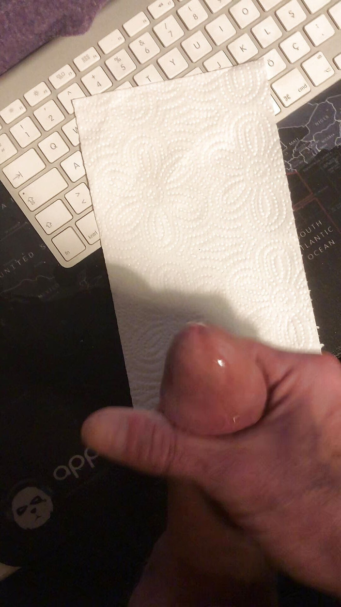 Tai Thick: Riesiger schwanz kommt nach einer woche ohne sex eine riesige...