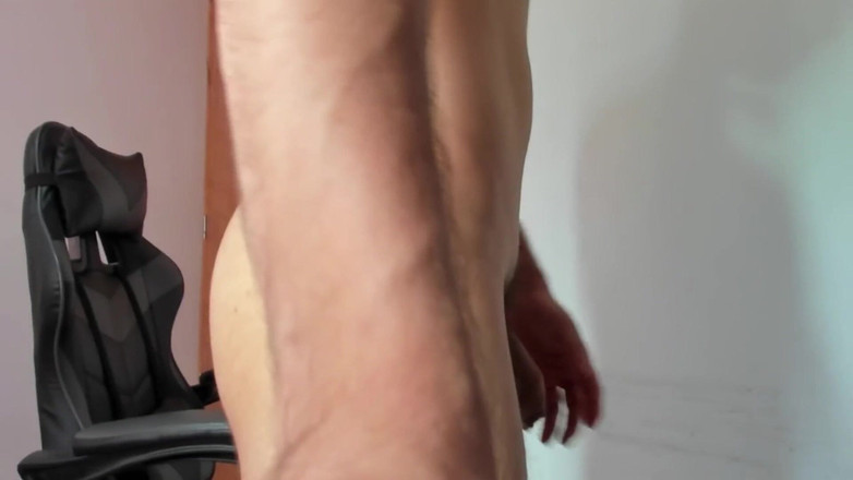 Leo J: Er Berührt Mich Und Öffnet Meinen Arsch Live