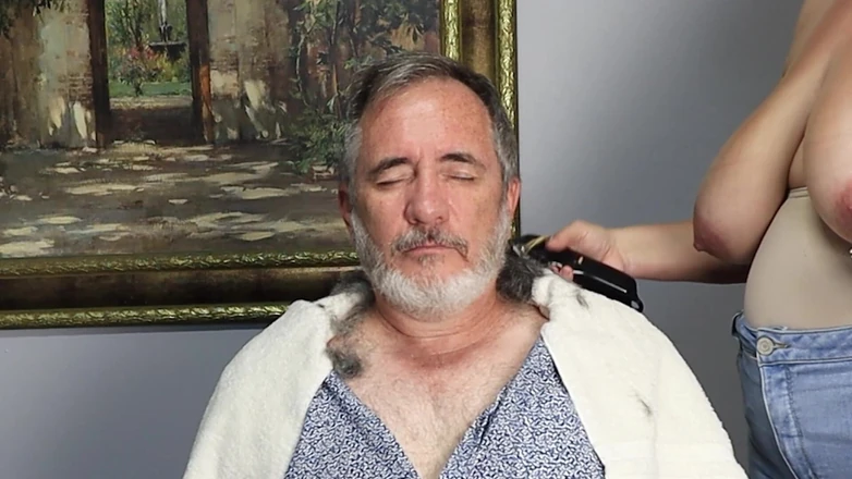 Vibra King Video: Topless Haircut