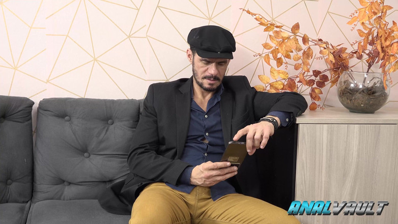 Anal Vault: Suami dan temannya muasin cintia lara didobel penetrasi di pesta...