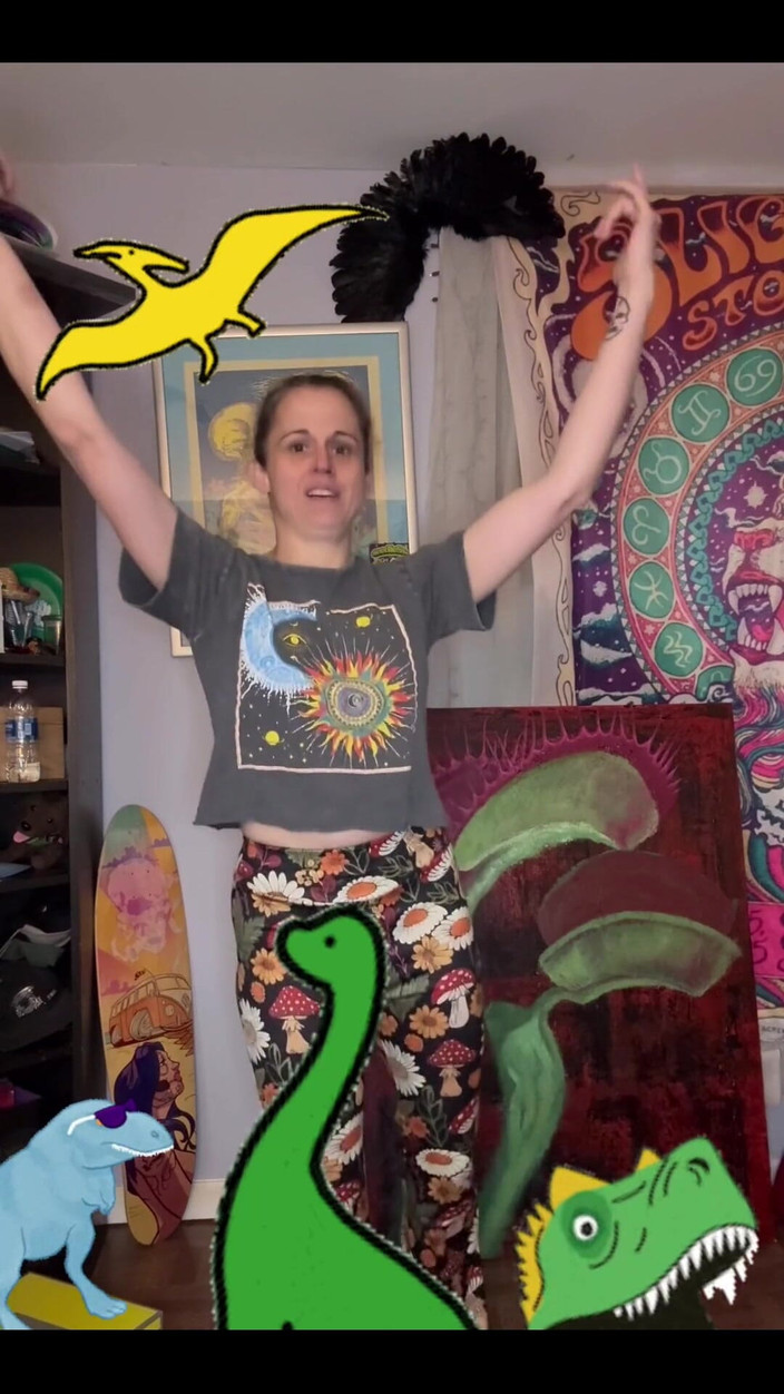 Suzy Wylde: We Are Dino Dancing!