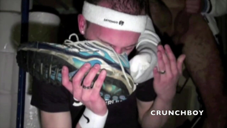 Sneaker gay: French twink used by sneaker of MATT a top master...