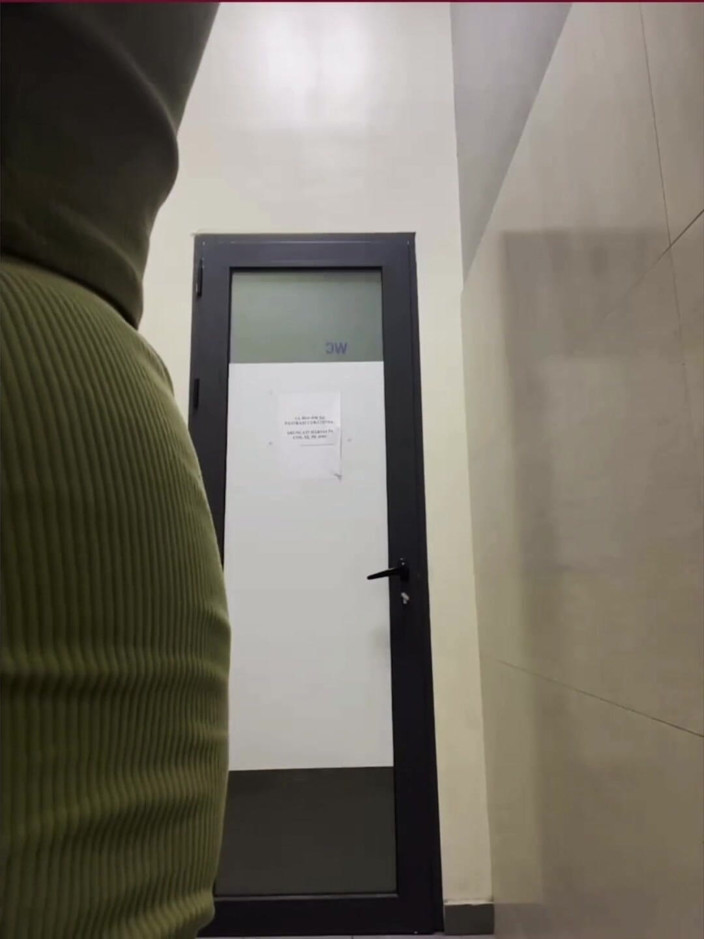 JuiceLussie: Extreme Public Fingering Anal so Hot