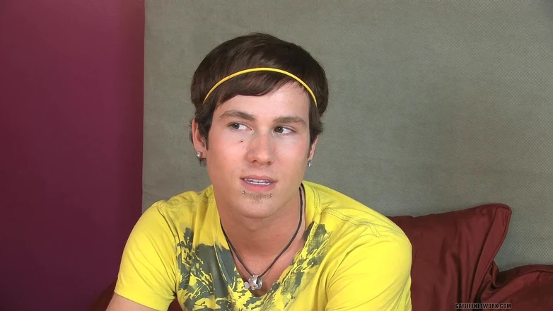 Beddable Boys: Bailey Todd are 19 ani și este excitată