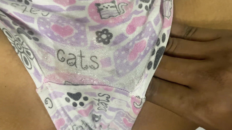 kafesexxx: 小さな義理の妹の猫に最もホットな猫の摩擦とザーメン