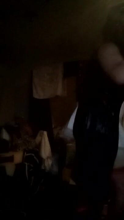 Push ego trip: Bitch dance