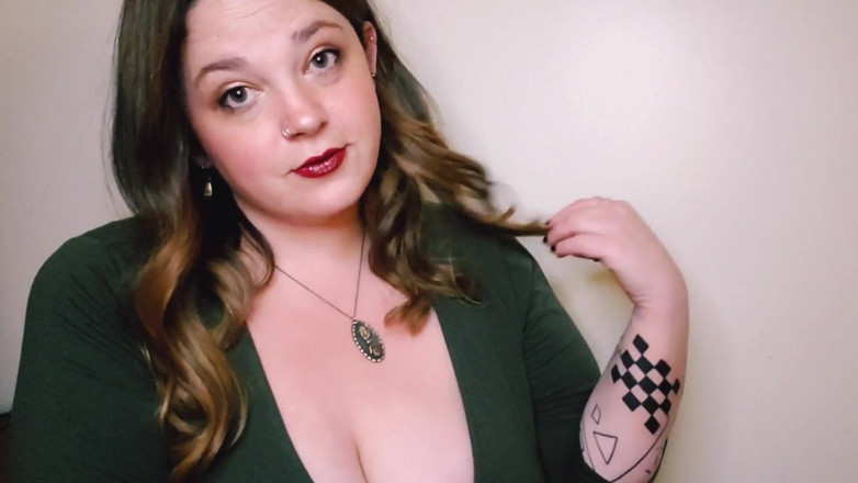 Fatfemmefrisky: Your new gf wants to try anal