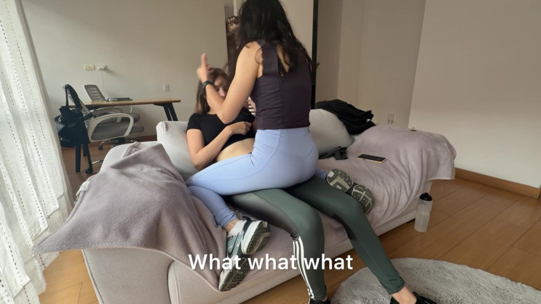 scarlettandc: Kami melakukan Tribbing Lesbian