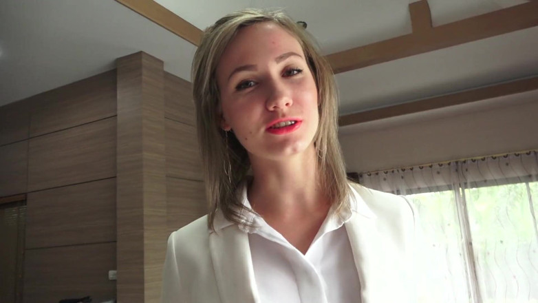 Angel The Dreamgirl: Tamamen giyinmişken boşalma öncesi oyun