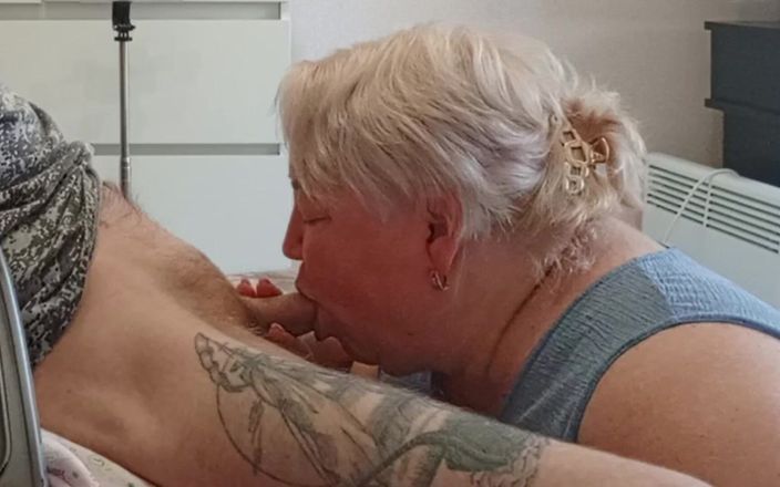 Zona901: Manželka sleduje, jak soused saje mého ptáka a polyká sperma