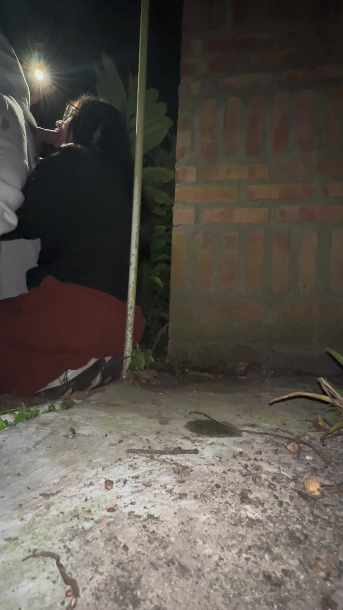 Crisanto999: Ich Bittet, Alles Zu Lutschen, Damit Ich Meine Süße Stiefcousine...