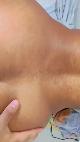 Brunnete Sofi: Amateur Anal Gaping Ass of Young Ebony