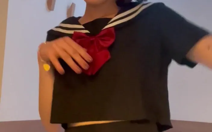 Soft Vulgar: Cute Teen in Uniform
