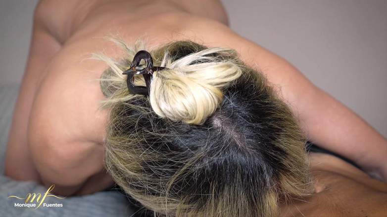 Monique Fuentes: Madrasta faz um trio duro com seu enteado e sua...