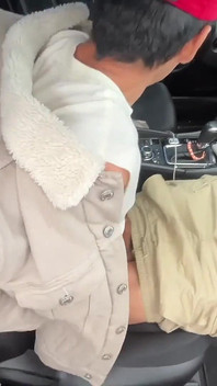 Sünnetsiz twink mastürbasyon yaparken yakalandı