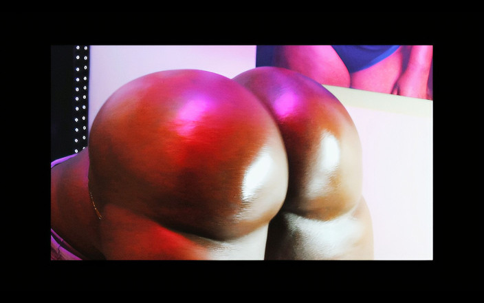 Dzaddy long strokes: 大屁股 ssbbw 站立 twerking 涂油的屁股