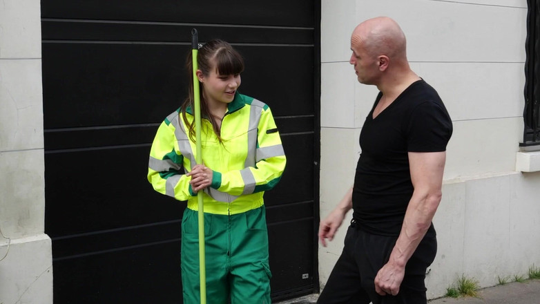 HPG Production: Gorgeus, bombasse française à la chatte poilue et aux seins fermes...