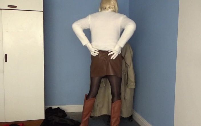 Leather Kirsten: Kirsten de couro