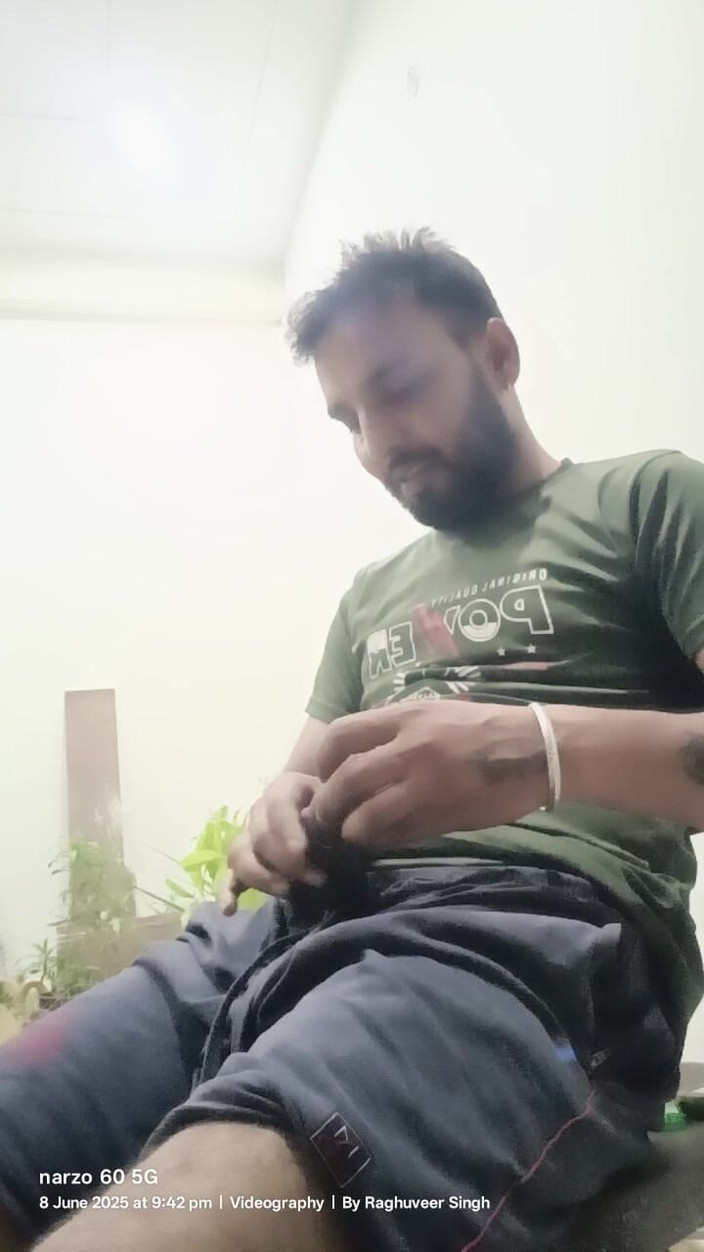 Rajasthani-old-lover: Pakcik India Melancap Selepas Tunjukkan Pakcik Jiran Zakar