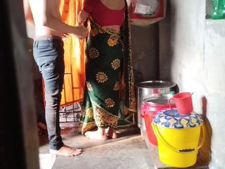Fantacy cutting: Indisch dorp virale video, huisvrouw geneukt met buurman