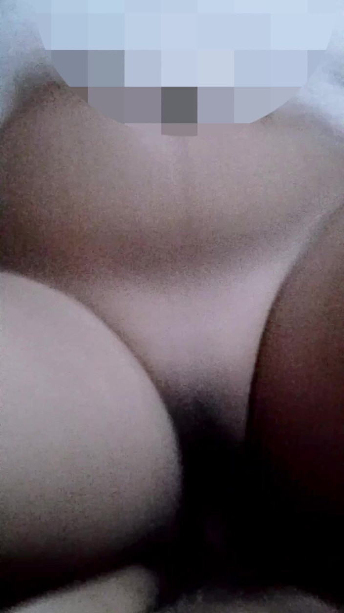 Astriana88: De quem é essa esposa tão boa de usar