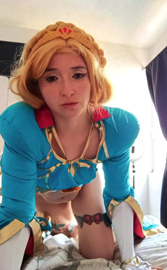 Candy Camille: Můžete si se Zeldou trochu hrát?