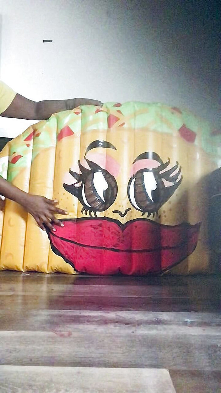 Owie Gold: 吹箫teresa taco